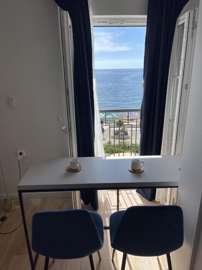 Petrovac Lungomare Apartments מראה חיצוני תמונה